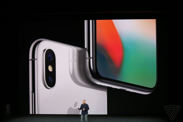 iPhoneX對(duì)比三星Note8 機(jī)皇加成黑科技 